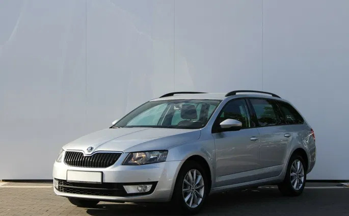 opolskie Skoda Octavia cena 44900 przebieg: 220800, rok produkcji 2017 z Opole